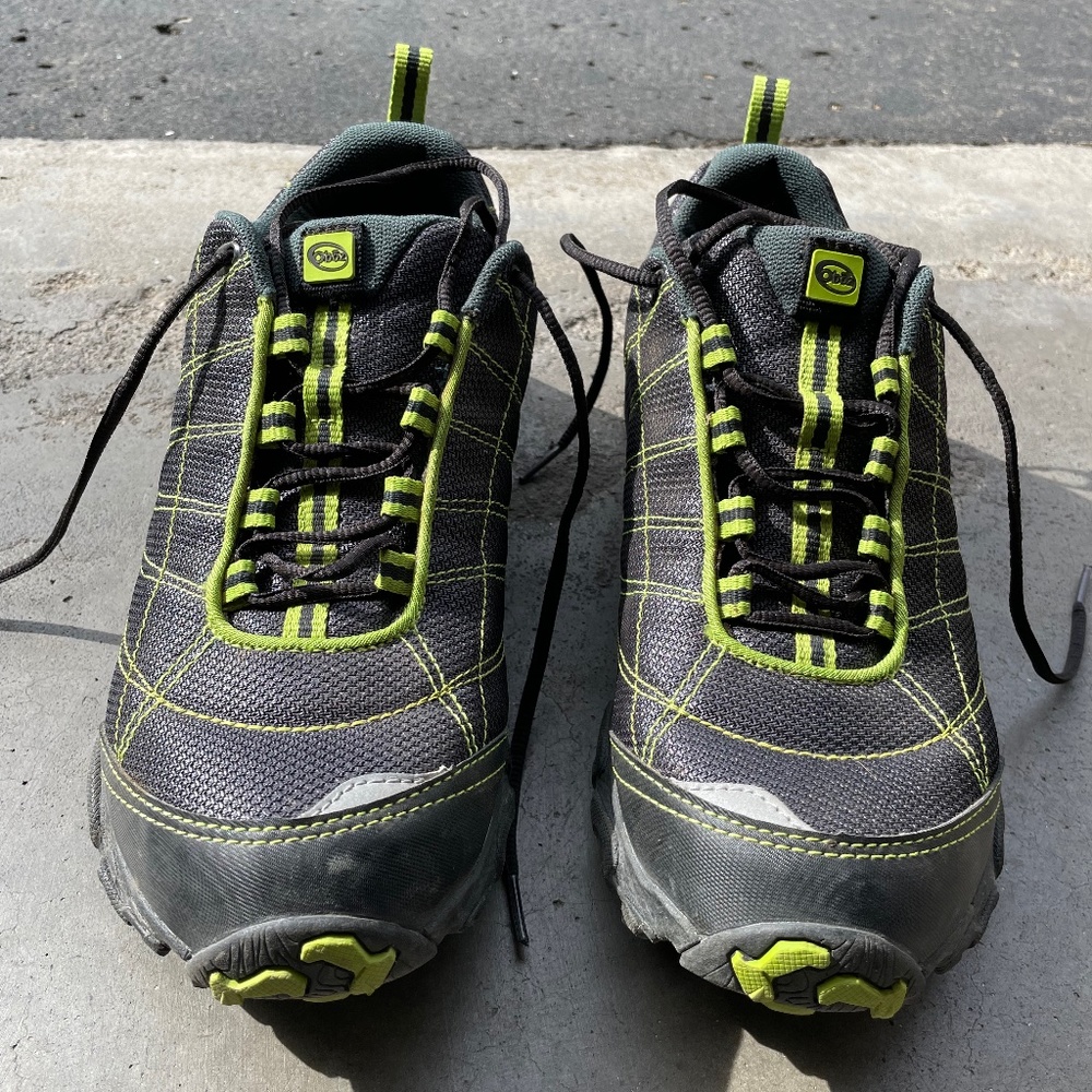 Mens 11 - Oboz Sundog hiking shoes